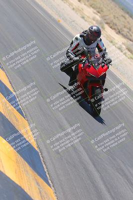media/Sep-25-2023-Moto Forza (Mon) [[81ffa65e0a]]/B-C Group/Session 3 (Turn 16 Inside)/